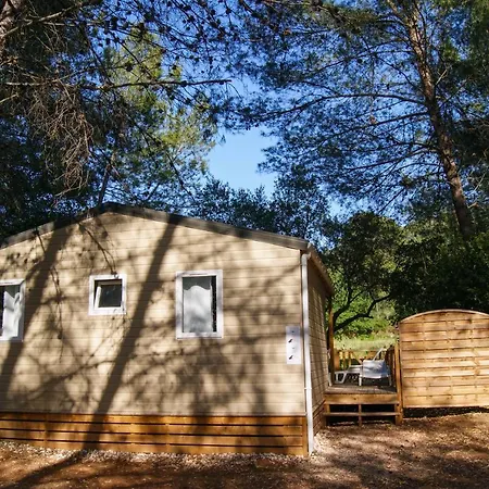 Kamp alanı Le Beau Veze Carqueiranne
