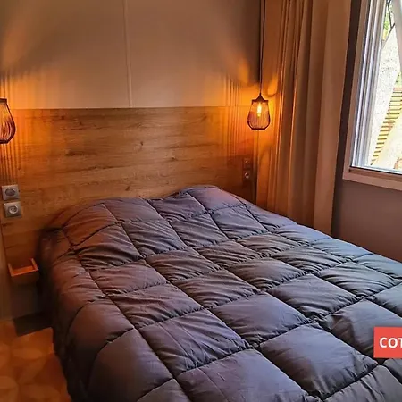 Le Beau Veze Kamp alanı *