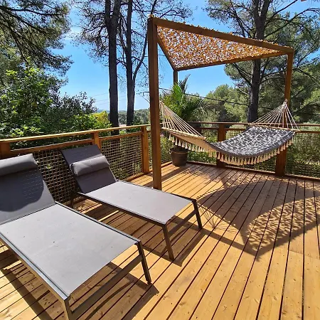 Le Beau Veze Kamp alanı Carqueiranne