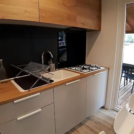 Le Beau Veze Kamp alanı