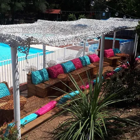 Kamp alanı Le Beau Veze Carqueiranne