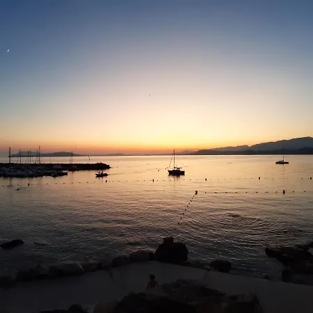 Kamp alanı Le Beau Veze Carqueiranne