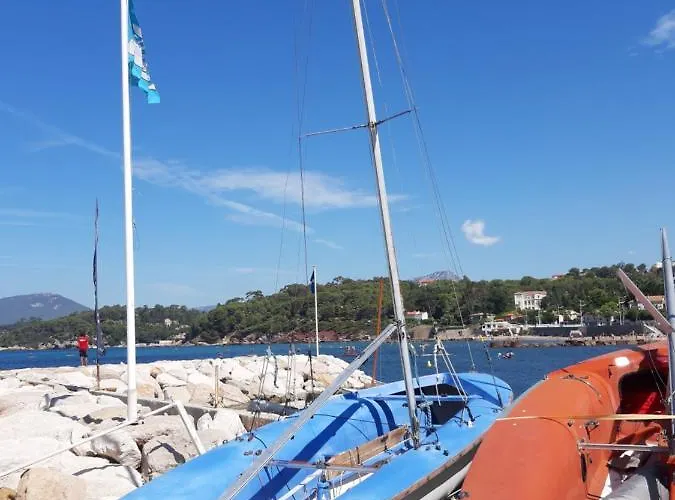 Kamp alanı Le Beau Veze *