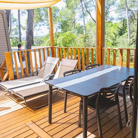 Kamp alanı Le Beau Veze Carqueiranne