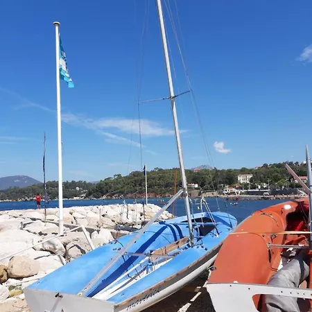 Kamp alanı Le Beau Veze *